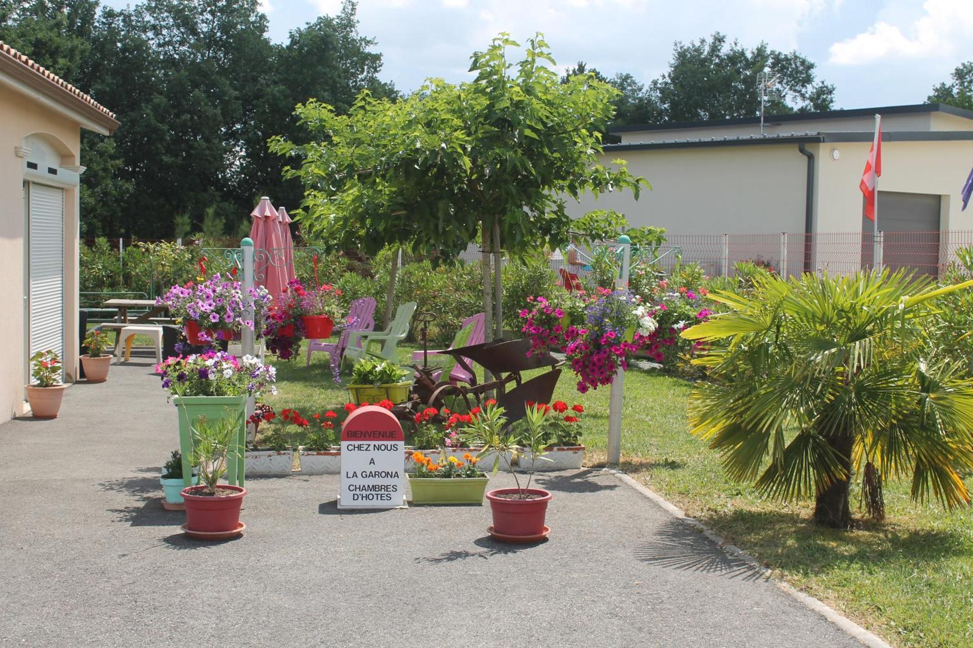 B&B La Garona Saint-Nicolas-de-la-Grave Eksteriør bilde