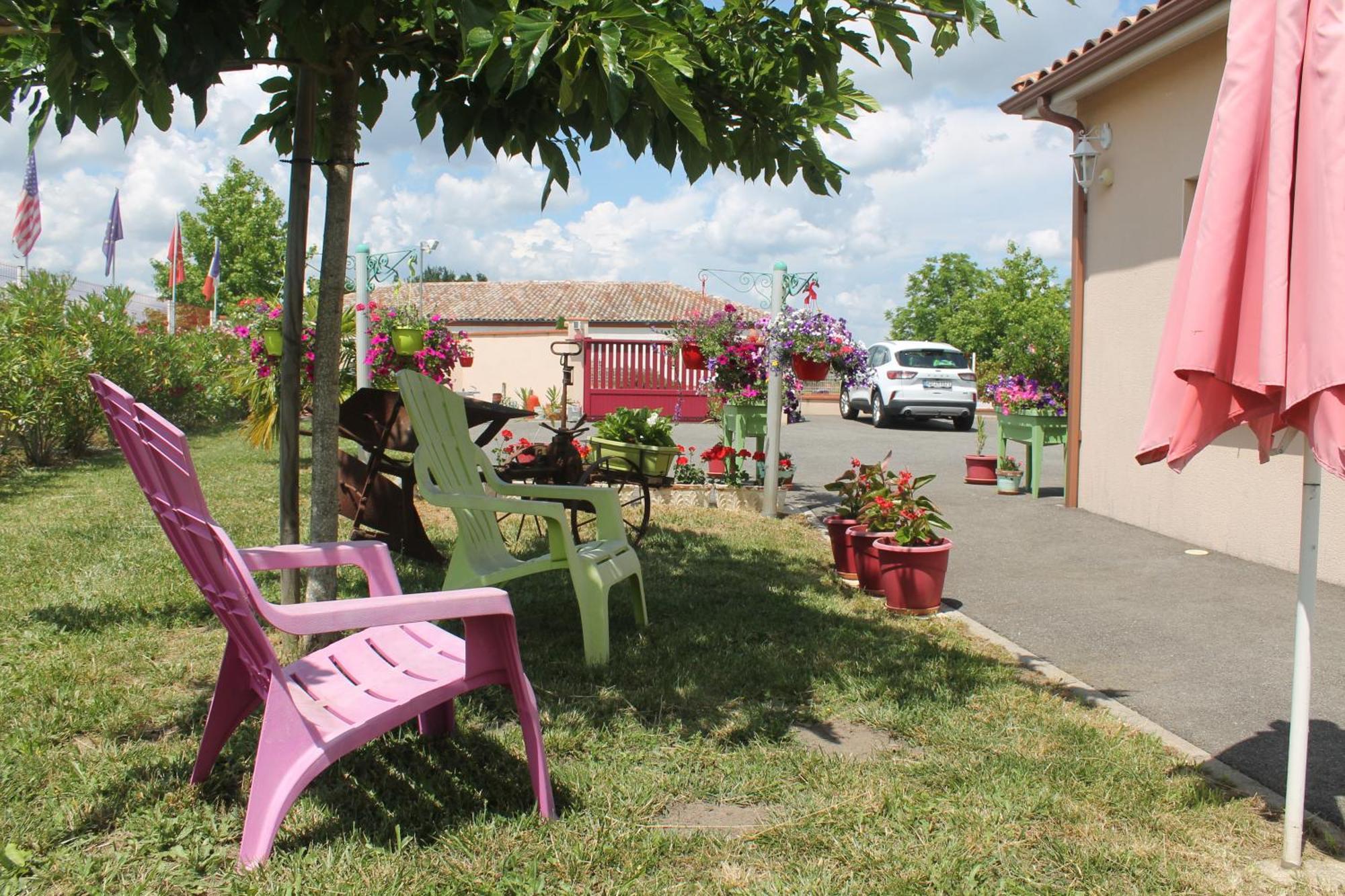 B&B La Garona Saint-Nicolas-de-la-Grave Eksteriør bilde